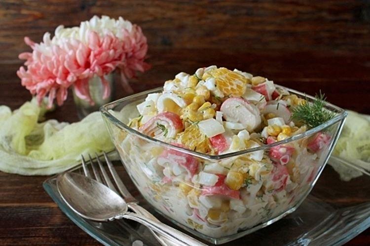 Ensalada de surimi, arroz y naranja - recetas