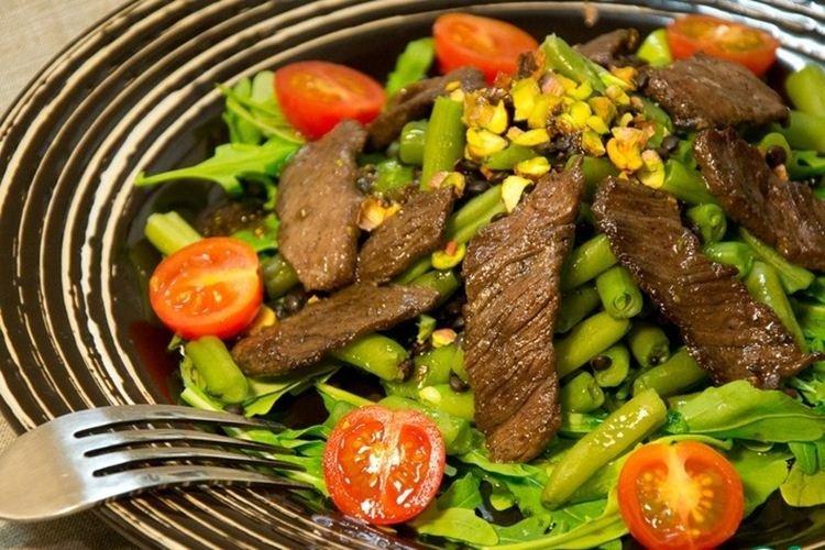 Ensalada tibia de ternera - Recetas de ensaladas sin mayonesa