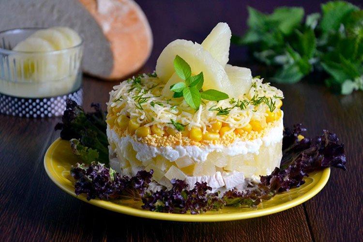 Ensalada con algas marinas y piña - recetas