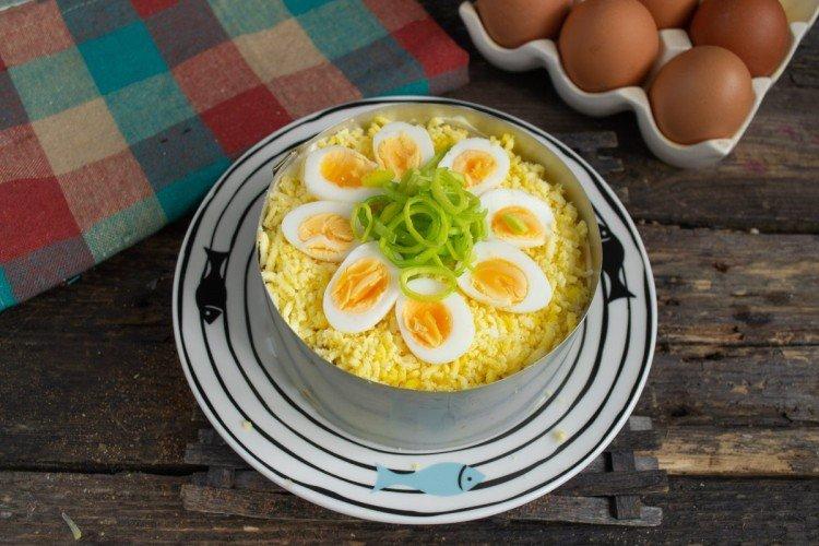 Ensalada «Mar, mar» para la mesa festiva - recetas