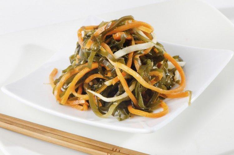 Salad with Korean Carrots and Seaweed - Recipes