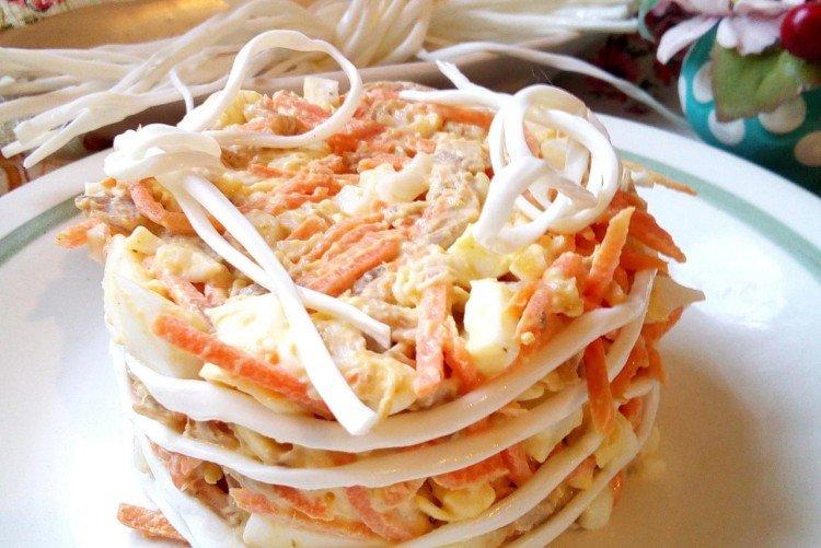 Salad with Korean Carrots and Suluguni Cheese - Recipes