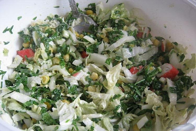 Crab Stick, Corn, and Spinach Salad - Recipes