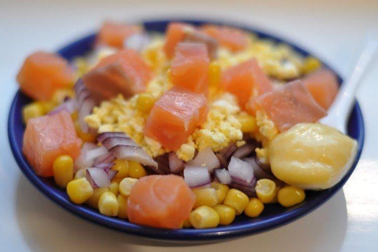 Colorful Red Fish and Red Pepper Salad - Recipes