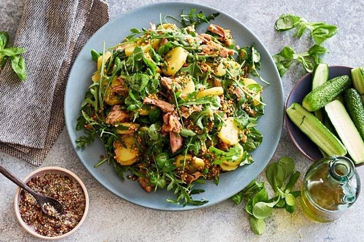 Salat mit Hähnchen und Kartoffeln - Rezepte