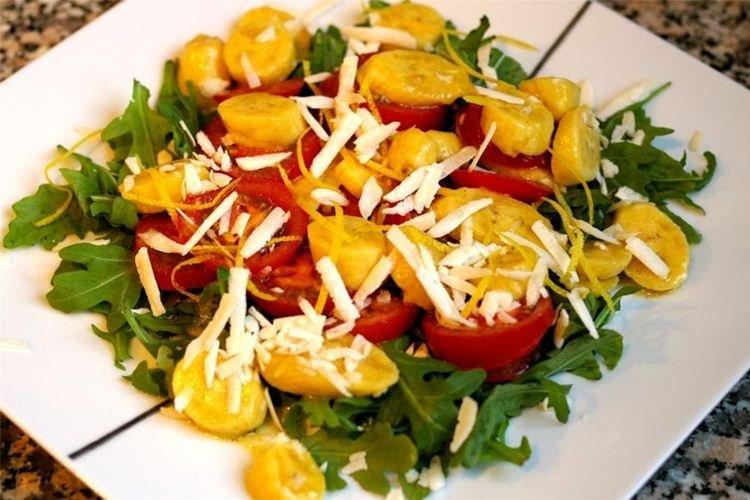 Ensalada de plátano y tomate - Recetas de ensaladas con mayonesa