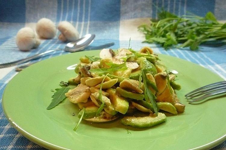 Mushroom and Avocado Salad - Recipes