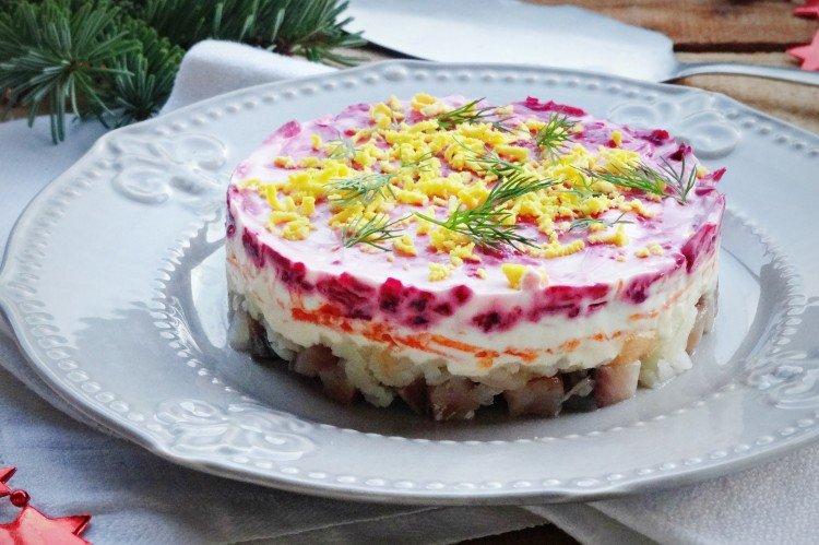 Herring Under a Fur Coat with Apple - Classic Recipe