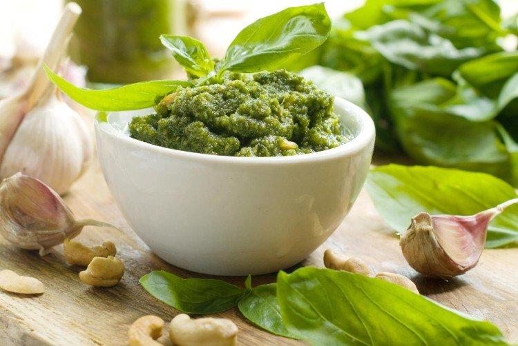 Salsa pesto con anacardos - recetas caseras