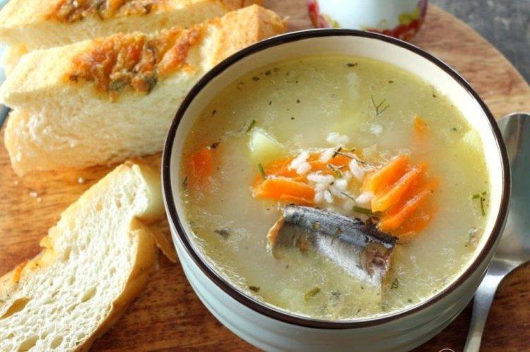 Sopa de pescado con arroz - recetas de sopas para cada día