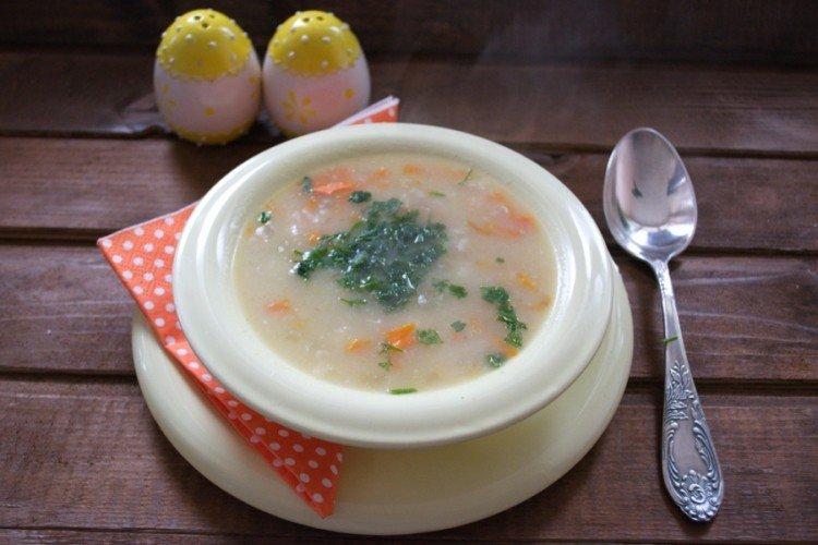 Sopa casera con masa rallada - recetas de sopas para cada día