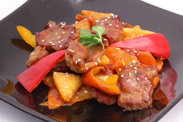 Pork with Bell Pepper and Anise in a Skillet - Recipes