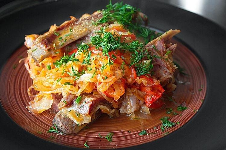 Pork Ribs with Sauerkraut in the Oven - Recipes