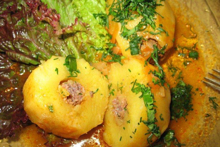 Braised Potatoes Stuffed with Meat - Step-by-Step Recipes