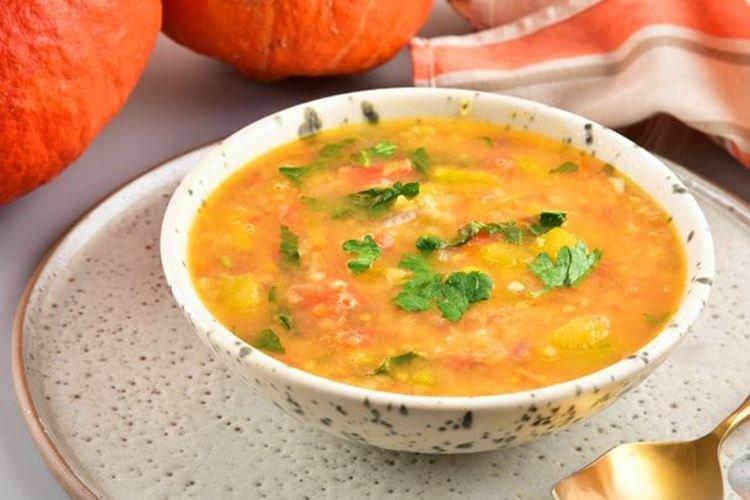 Sopa de calabaza con lentejas - recetas