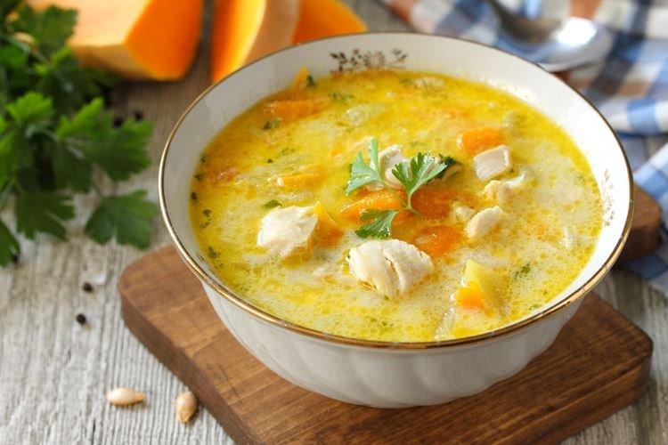 Sopa de calabaza con pollo - recetas
