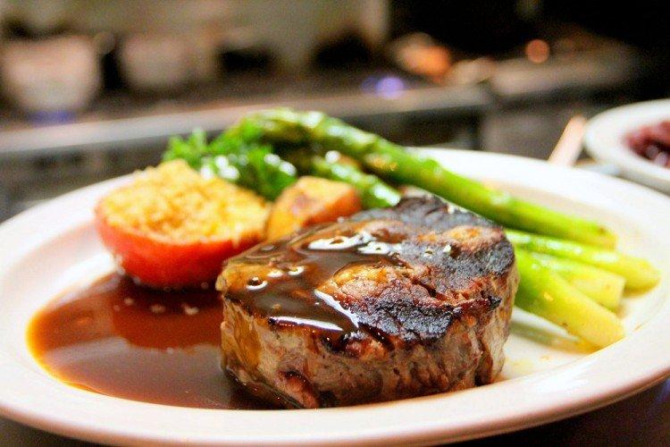 Filete de cerdo sencillo - recetas de cena rápida con ingredientes sencillos