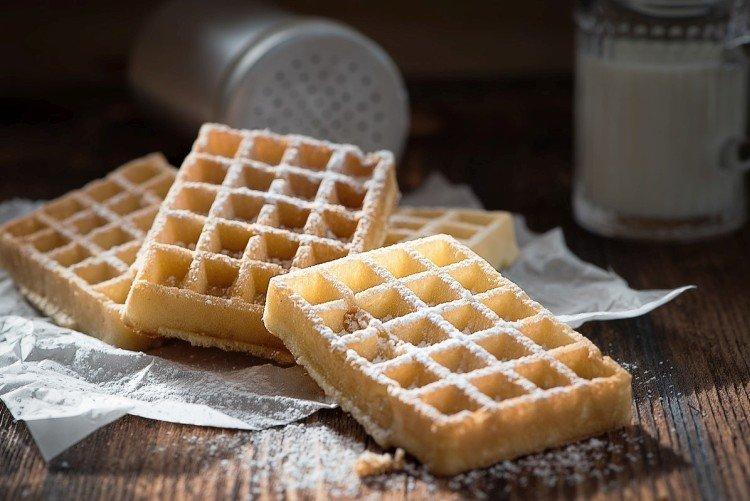 Lemon Viennese Waffles in an Electric Waffle Maker - Recipes