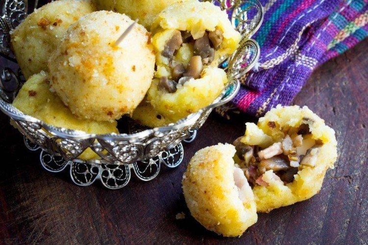 Bolitas de patata con champiñones - Recetas de platos deliciosos y económicos
