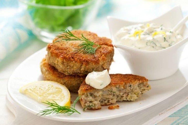 Albóndigas de pescado enlatado y patata - Recetas de platos deliciosos y económicos