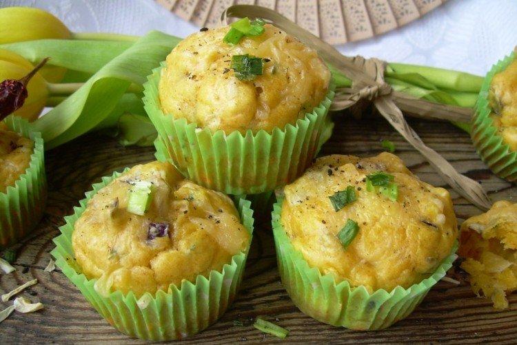 Magdalenas de queso con cebollino - Recetas de platos deliciosos y económicos