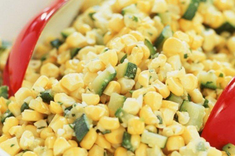 Hearty Corn Salad - delicious and easy quick salads