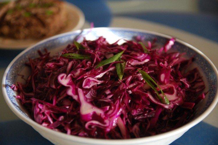 Red Cabbage Salad - delicious and easy quick salads