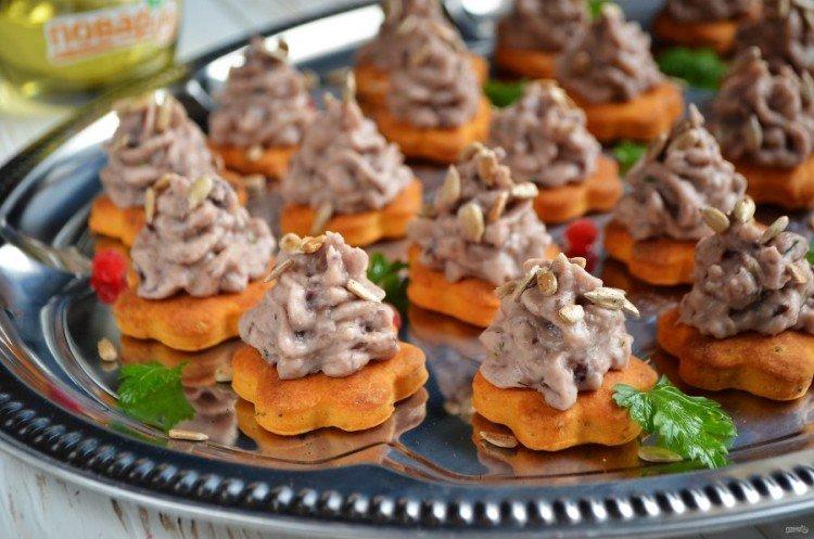 Bean Pâté - Homemade Beer Snacks