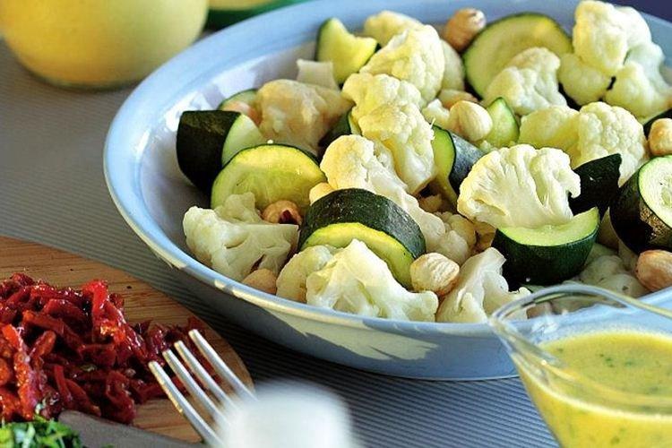 Aperitivo de verduras con salsa de limón para el cumpleaños de los niños - recetas