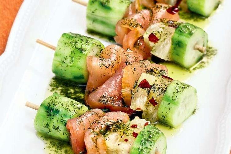 Aperitivo de pollo y piña para el cumpleaños de los niños - recetas