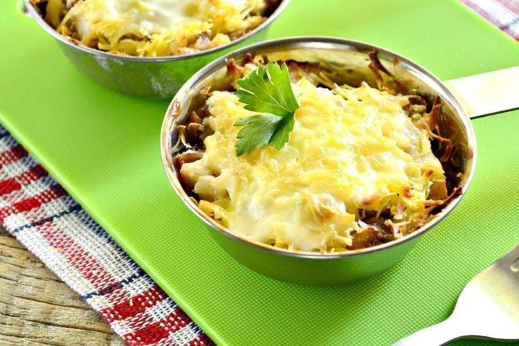 Chicken, Mushroom, and Sour Cream Julienne - Recipes