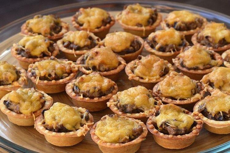 Chicken and Mushroom Julienne in Tartlets - Recipes