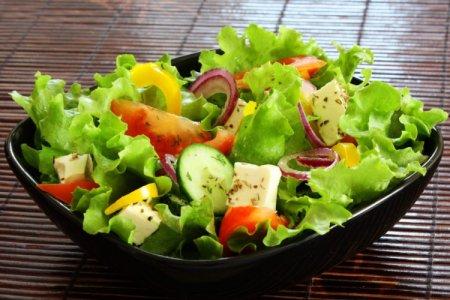 20 Cheap and Easy Quick Salads