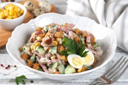 20 leichte und sehr leckere Salate mit gekochter Wurst
