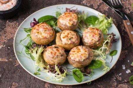 15 recetas de champiñones rellenos muy sabrosos al horno