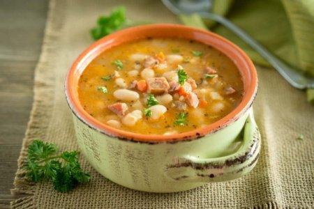 20 recetas de sopas de frijoles para todos los gustos