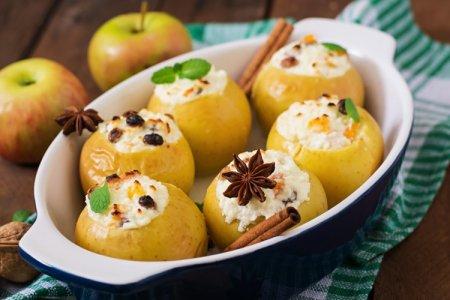 Manzanas asadas al horno: 15 recetas fáciles y deliciosas