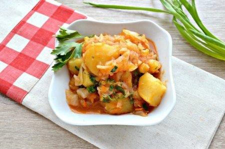 10 excelentes recetas de repollo estofado con patatas