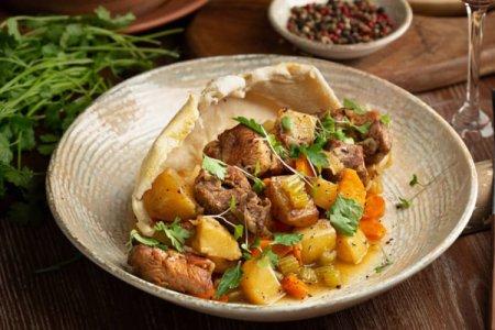 15 recetas de pavo jugoso con verduras al horno