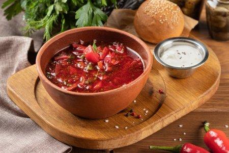 8 Rezepte für den leckersten Borschtsch mit Rindfleisch