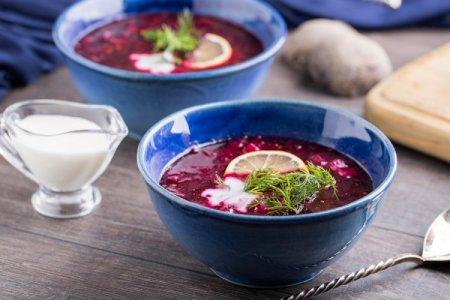 12 Rezepte für leckeren Rote-Bete-Suppe, die jede Hausfrau zubereiten kann
