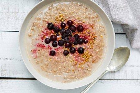 20 Oatmeal Recipes Worth Trying