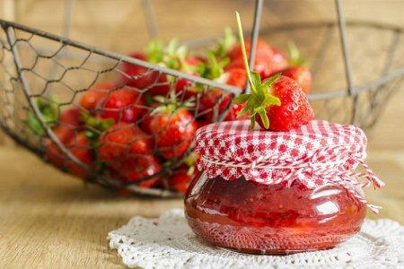 20 Delicious Strawberry Jam Recipes for Winter