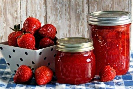 20 preparaciones sencillas de fresas para el invierno