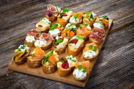 Canapés para un buffet: 20 recetas deliciosas y originales