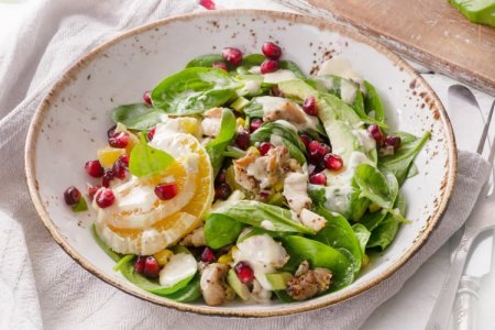 20 Granatapfel-Salate, die jeder zubereiten kann