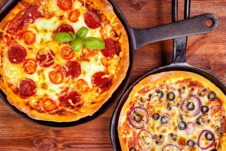 20 Quick Skillet Pizza Recipes