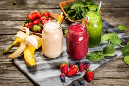 20 Simple Homemade Smoothie Recipes