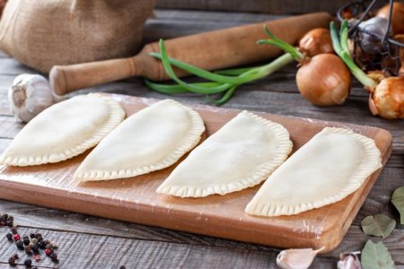 15 beste Teigrezepte für Tschebureki