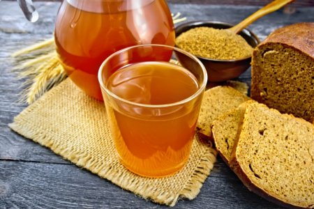 15 einfache Zichorien-Kwas-Rezepte für zu Hause